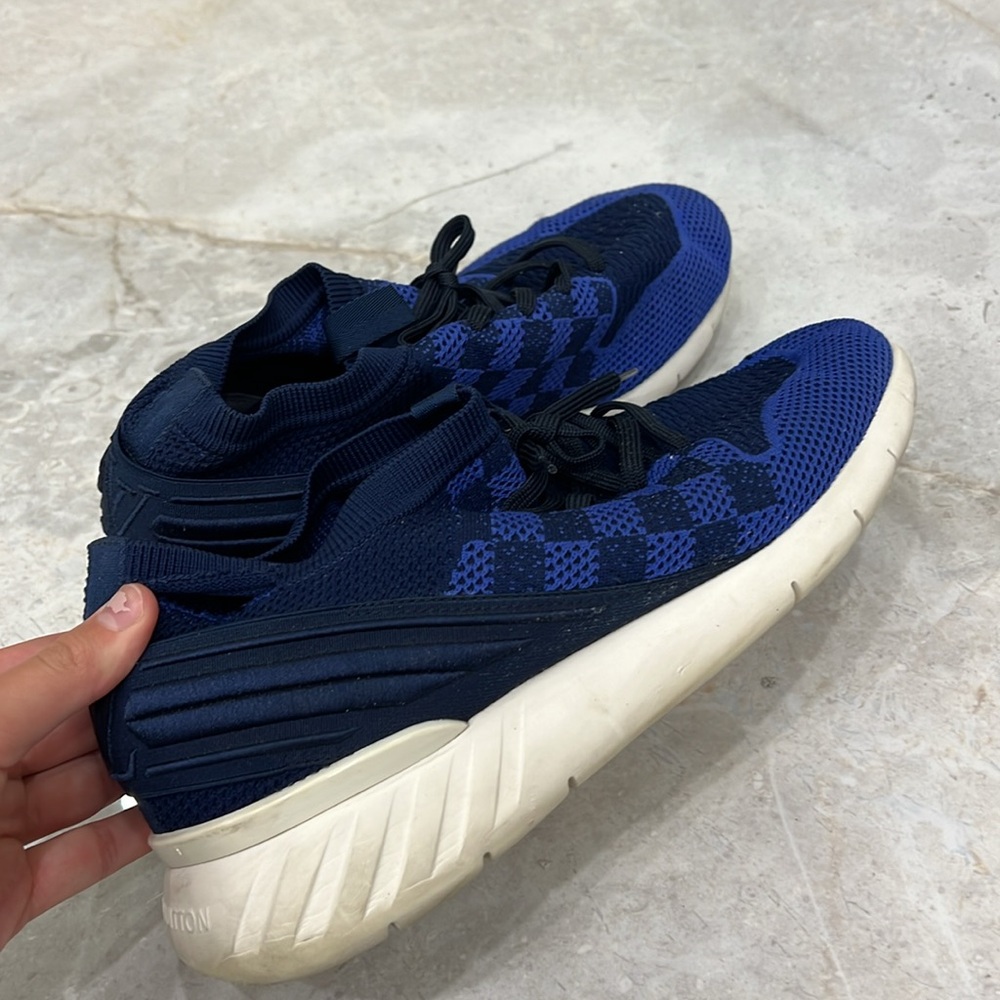 Mens Louis Vuitton Blue Knit Fabric Fastlane Sneakers - Size 9.5 - Picture 5 of 9